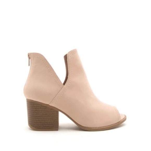 “Jade” peep toe ankle bootie - Picture 3 of 5